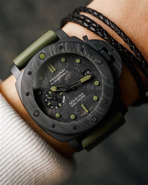 panerai submersible 38mm|Panerai submersible marina militare carbotech.